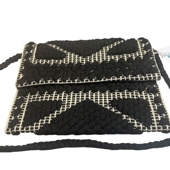 Guadalupe Designs Black & Natural Woven Clutch Crossbody NWT - Picture 3 of 7